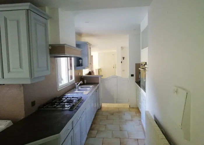 Karmel Avenue Des 2 Chateaux 게스트하우스 *